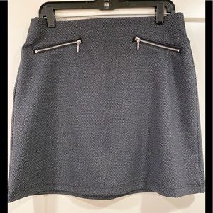 Maurices grey skirt with elastic band and faux zipper pocket detail on front